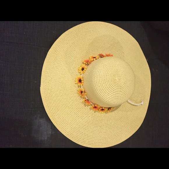 New woman sunflowers 🌻 hat - Picture 2 of 3